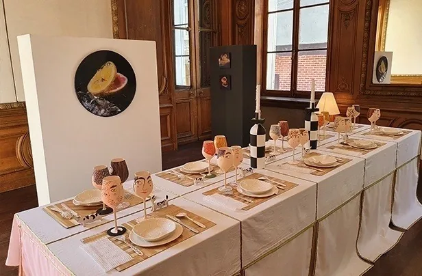 art exhibition hotel de guines