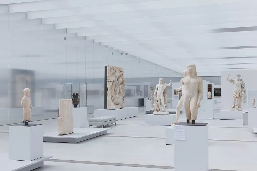 Louvre Museum-Lens