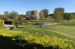 Jouer au golf sur Arras : Un moment de nature en ville