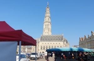 Aller sur les marchés d’Arras : Horaires et lieux