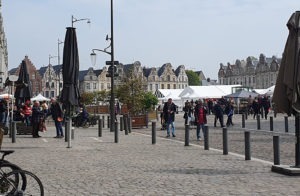 Le Salon du livre d’Arras : Célébration de l’expression populaire et de la critique sociale